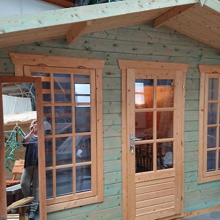 Slaaphuisjes Lauwersmeerplezier! 劳雷尔苏格 外观 照片